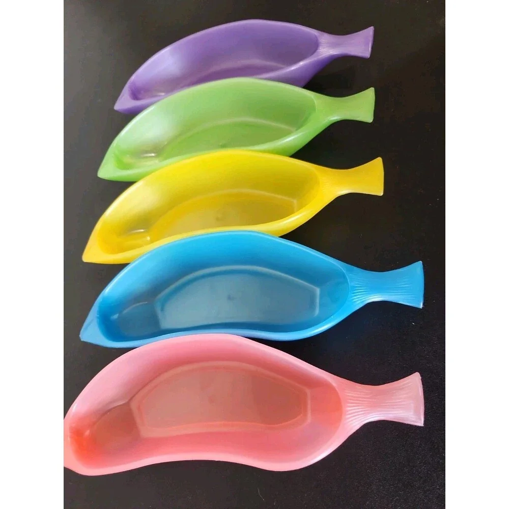 Vintage Plastic Banana Split Boat Dishes Set of 5 Retro Ice Cream Bowls MCM